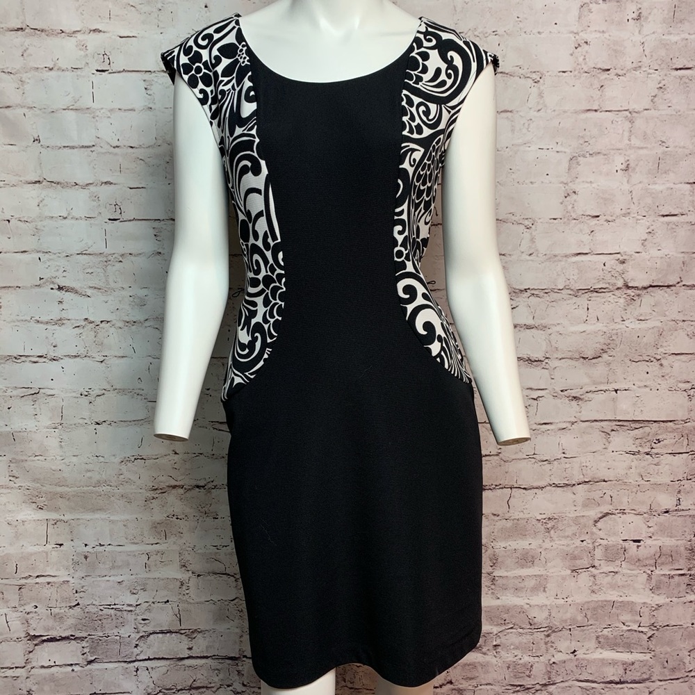 Black and White London Times Dress Size 8 #522
